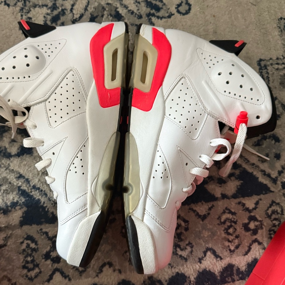 Air Jordan 6 Retro Infrared - Picture 4 of 14